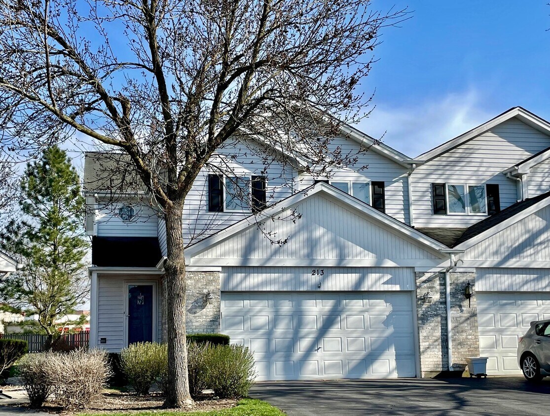 Foto principal - 213 Carlisle Ave