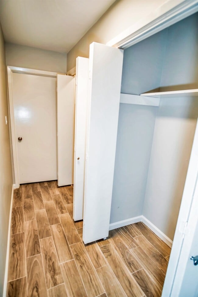 Building Photo - 1715 Capstan Rd