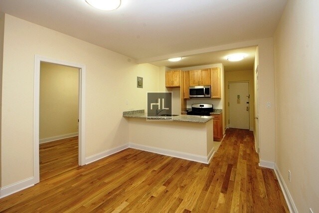 Primary Photo - 522 Ocean Ave