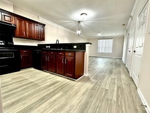 Building Photo - 6633 W Sam Houston Pkwy S