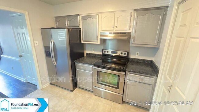 Building Photo - 3892 Oak Branch Cir W