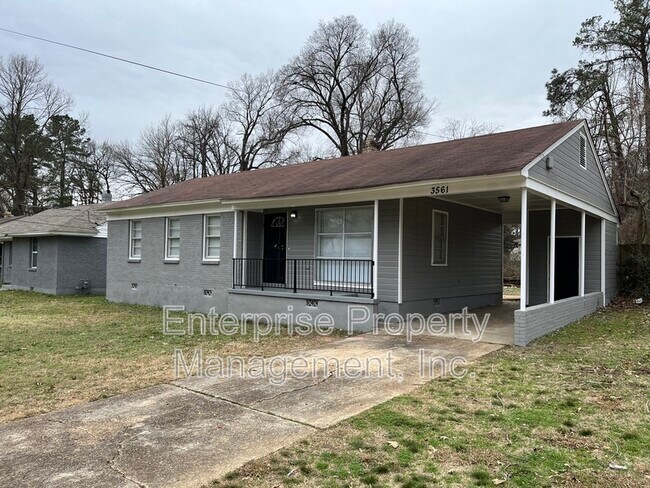 Building Photo - 3561 Hallbrook St