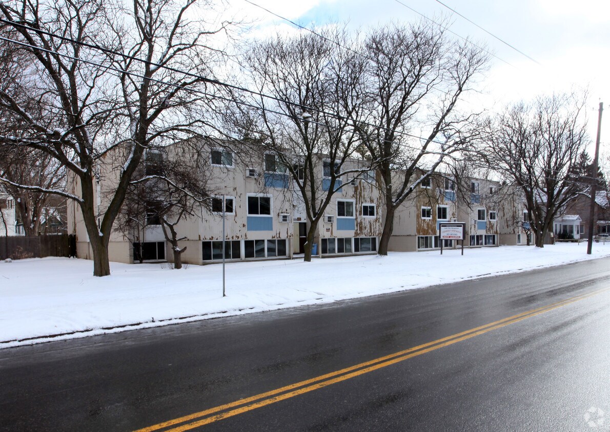 Joslyn Court Apartments in Syracuse NY Apartments com Joslyn Court Apartments in Syracuse NY Apartments com