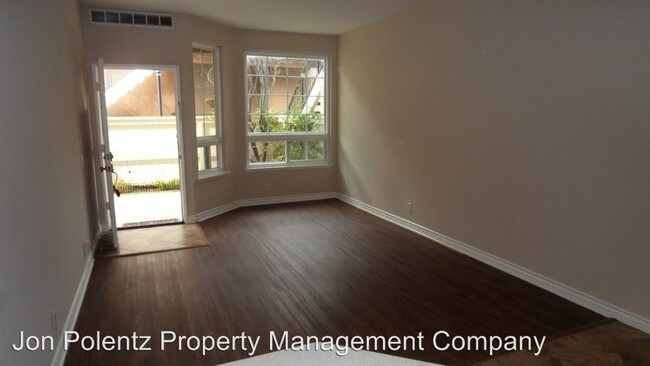 Building Photo - 1 br, 1 bath Apartment - 36 Via Esperanza