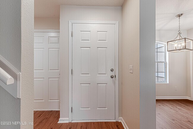 Foto del edificio - 2315 Wood Hollow Ln