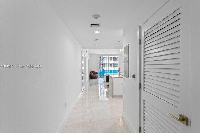 Foto del edificio - 1060 Brickell Ave