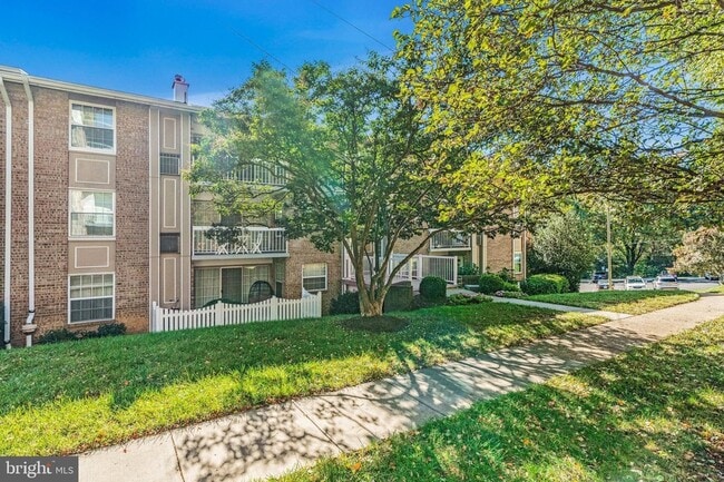 Photo - 1935 Wilson Ln Apartment