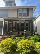 Building Photo - 68 W Willow St