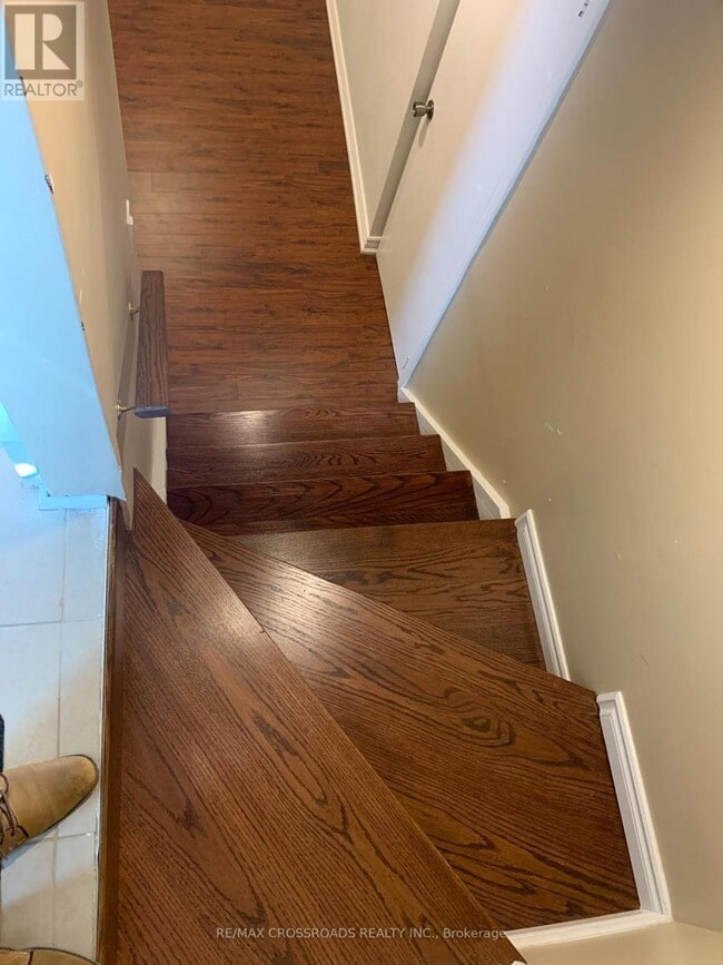 Building Photo - 70 Seminole Ave