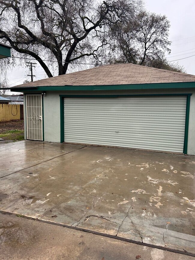 Foto del edificio - Super Nice 3 Bedroom/2 Bath Stockton Home