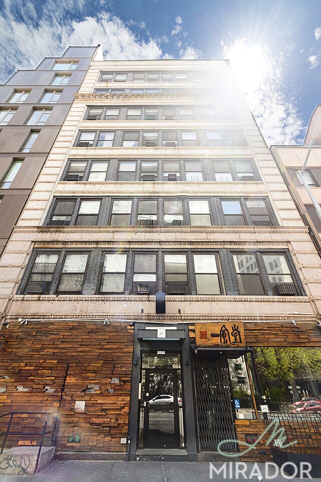 Building Photo - True North Astor Place