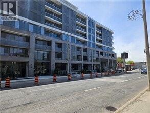 Building Photo - 415 Main St W