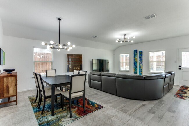 Foto del edificio - Contemporary in Cleburne!