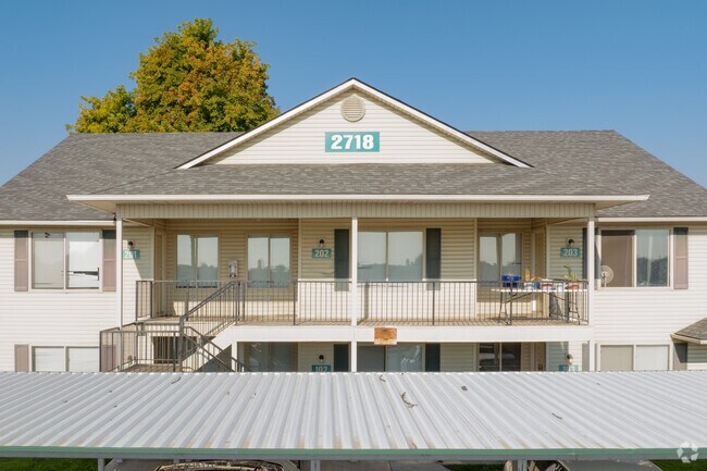 Ángulo alterno - Baycrest Village