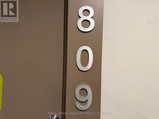 Photo du bâtiment - 1010 Sandy Beach Rd