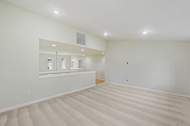 Building Photo - 17212 NE 117th Way