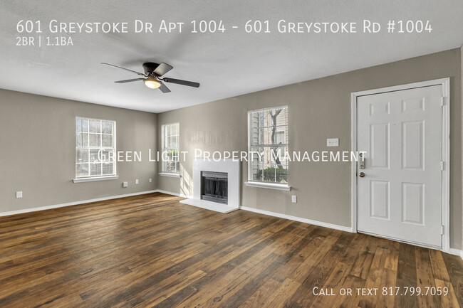 Foto del edificio - 601 Greystoke Dr