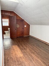Building Photo - 501 1/2 Johnson St