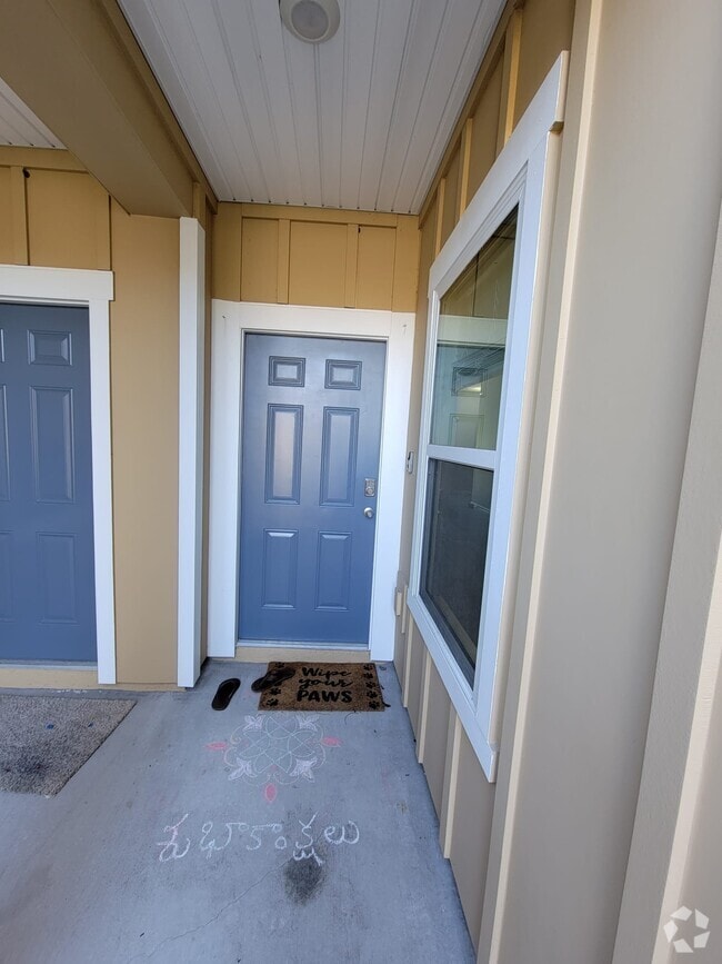 Building Photo - 7635 Legacy Trl