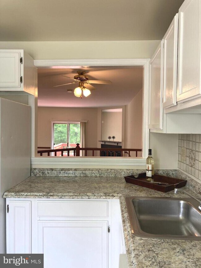 Building Photo - 6203 Little Valley Way
