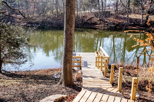 Foto del edificio - 8746 N Briarwood Lake W Ct