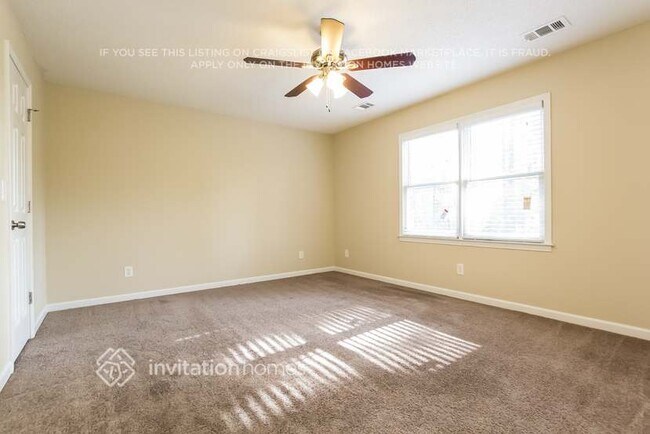 Foto del edificio - 2850 Crystal Brooke Ln