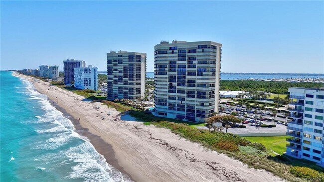 Foto del edificio - 9500 S Ocean Dr