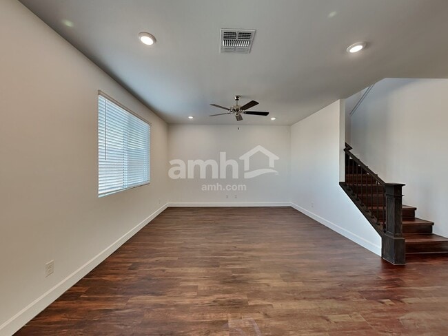 Foto del edificio - 6116 W Paseo Hilario