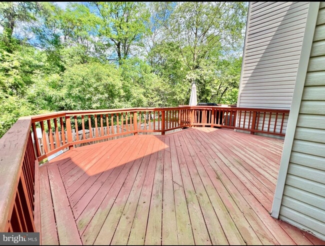 Foto del edificio - 9632 Hadleigh Ct