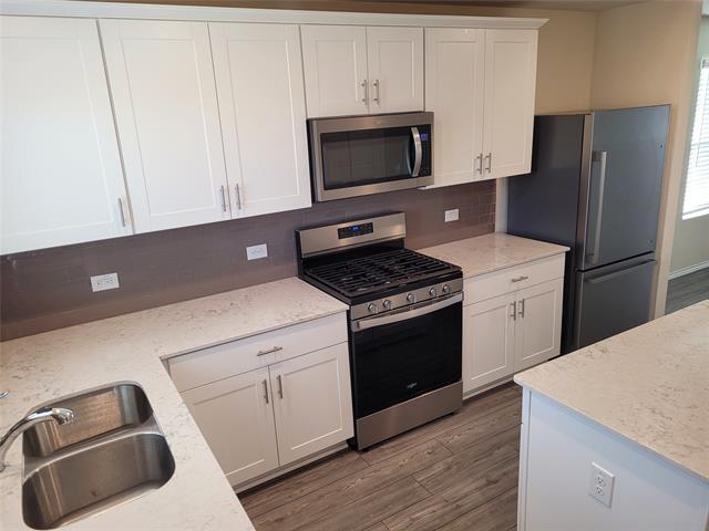 Foto del edificio - 812 Forestdale Ct