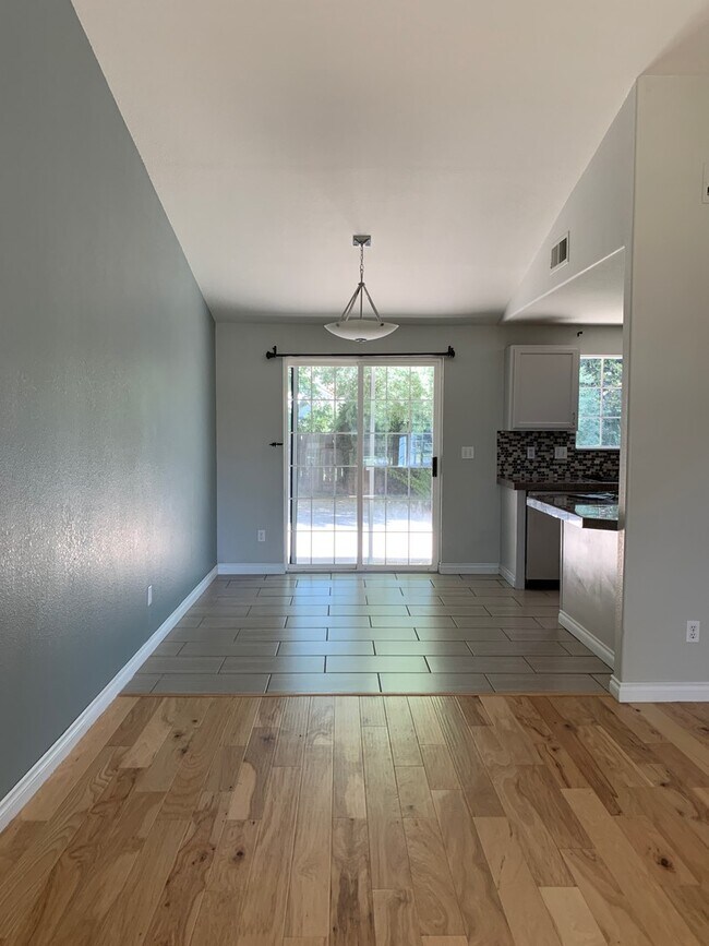 Foto del edificio - 3 bedroom 2 bathroom Home - Ferndale Subdivision - South Suburbs