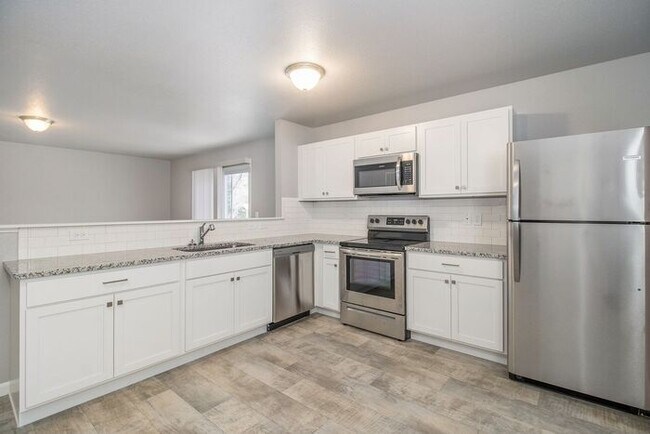 Foto del edificio - 5452 Eagle Glen Dr SW