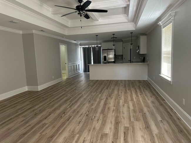 Building Photo - 11 Provo Pl