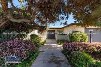 Building Photo - 2401 Sagebrush Ct