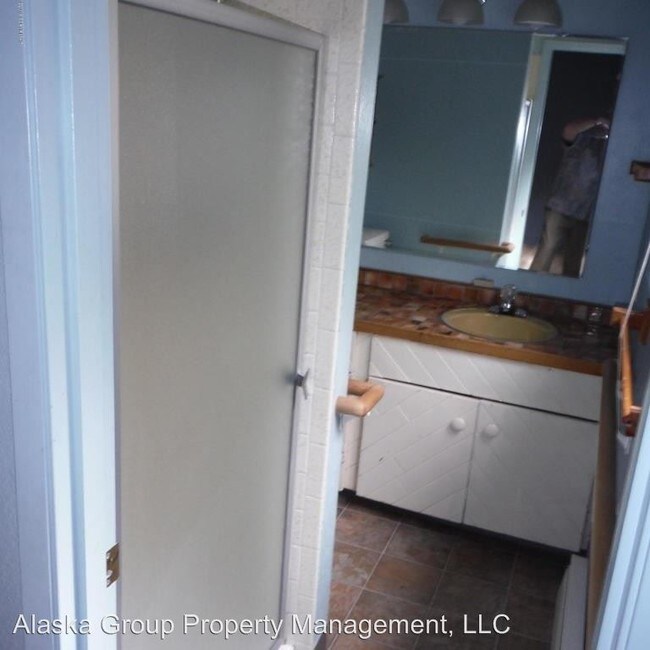 Building Photo - 3 br, 2 bath House - 4400 Trapline