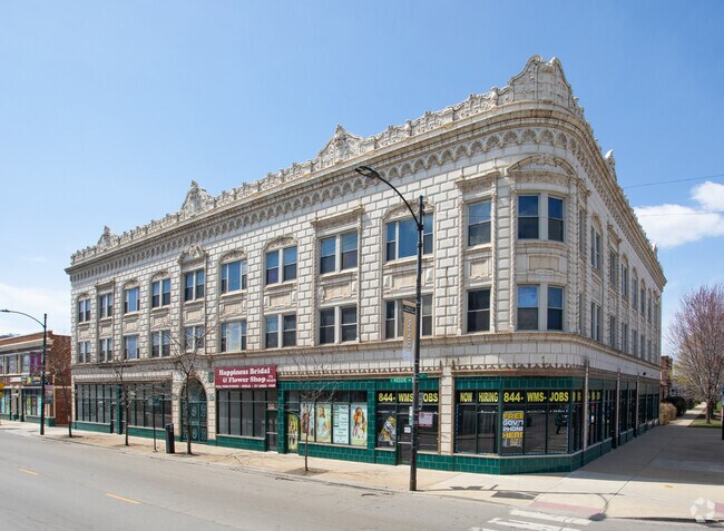 Building Photo - 6234-6244 S Kedzie Ave