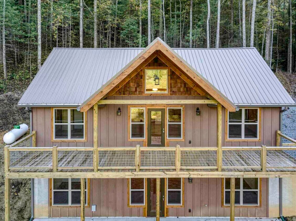 259 Buck Creek Trl, Epworth, GA 30541 House Rental in Epworth, GA