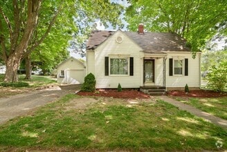 Building Photo - 915 Sheridan Ct