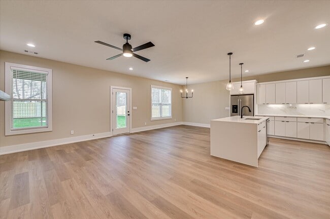 Building Photo - 3094 Banter Dr