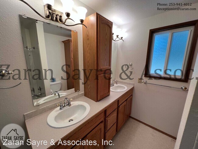 Foto del edificio - 3 br, 1.5 bath House - 18533 SE 245th Place