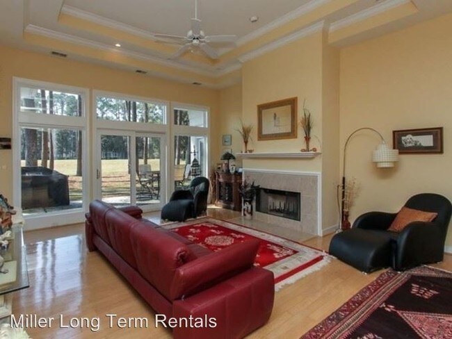 Building Photo - 3 br, 3 bath House - 122 Summerton Drive