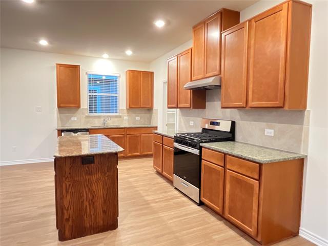 Building Photo - 2504 Wesley Ave