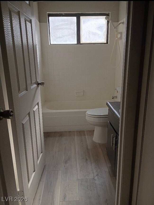 Foto del edificio - 6229 Yerba Ln