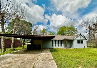 Building Photo - 6023 Belarbor St