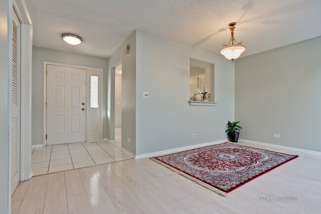 Building Photo - 1283 Ranchview Ct