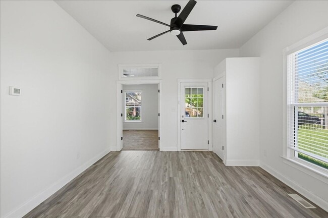 Building Photo - 1713 S Delaware St