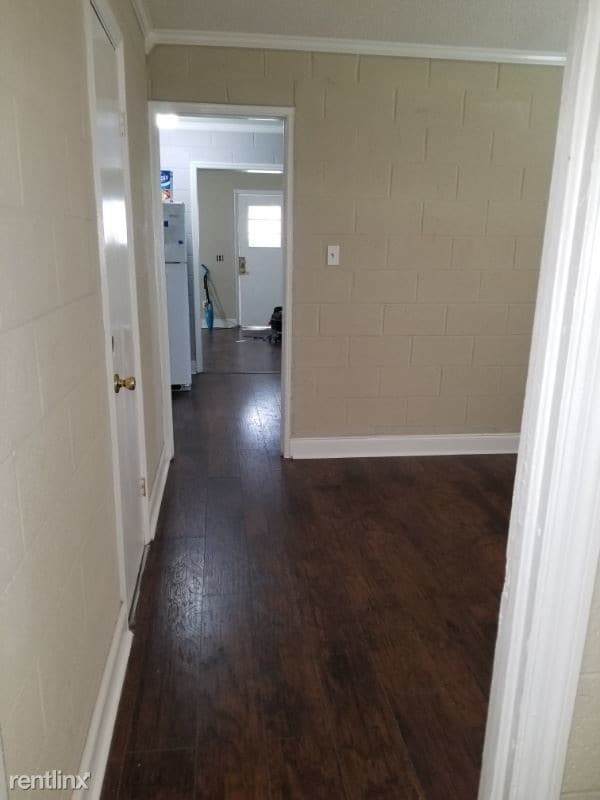 Building Photo - 2 br, 1 bath House - 137 Glover Dr