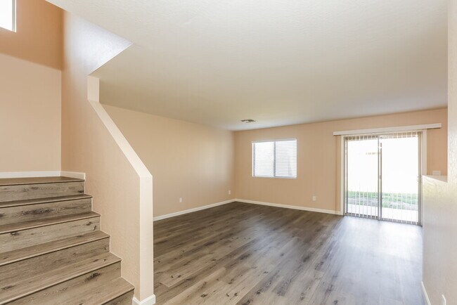 Building Photo - 5304 S 236th Ave