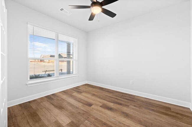 Foto del edificio - 9317 Gladsome Path