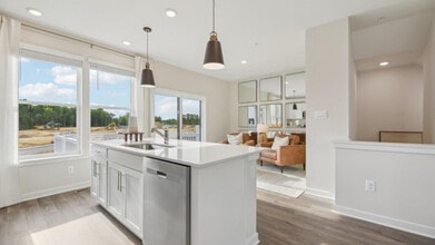 Building Photo - 369 Soft Rush Ln